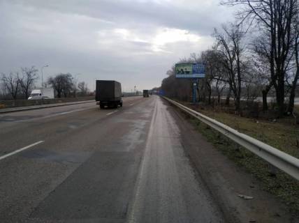 Билборд A в Одеських трасах, 6х3  з м.Києва у м. Одеса, перед Клеверним мостом фото 1