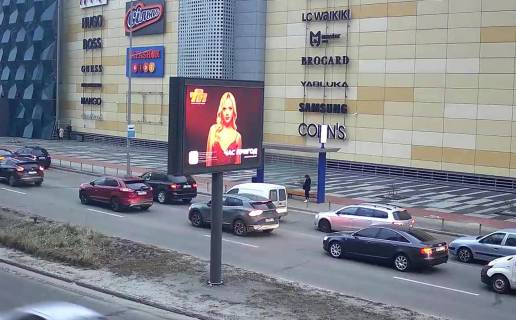 Видеоборд A в Киеве, 3.20 x 2.24  Дніпровська наб., ТРЦ "River Mall", розподілювач, до пр.Бажана - 567516 фото 1
