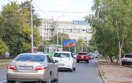 Билборд B в Харькове, 3х6  Чкалова вул., 61, з центру фото 1