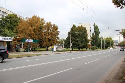 Ситилайт B в Харькове, 1,24х1,84  Гвардейцев Широнинцев ул., 27 фото 1