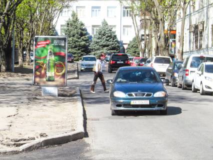 Сiтiлайт B у Харкові, 1,2х1,8  Трінклера вул. , 24-правий Фото 1