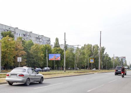 Білборд, Бігборд (Борд)  B у Харкові, 3х6  Перемоги пр-т, 56, в центр Фото 1
