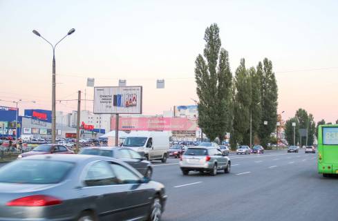 Призма B в Харькове, 3х6  Героїв Праці вул., 7 (1), з центру (VIP) (Караван) - 382440 фото 1