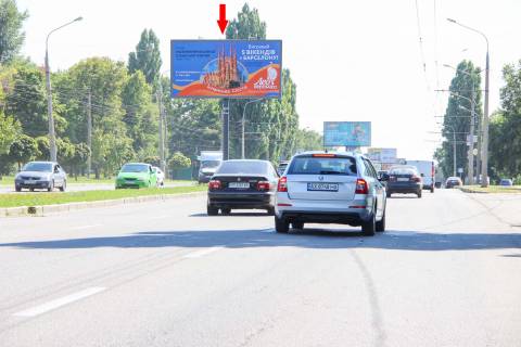 Билборд B в Харькове, 3х6  просп. Льва Ландау (50-річчя СРСР), 50, з центру фото 1