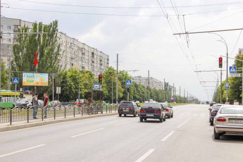 Білборд, Бігборд (Борд)  B у Харкові, 3х6  Перемоги пр-т, 70-Д, в центр Фото 1