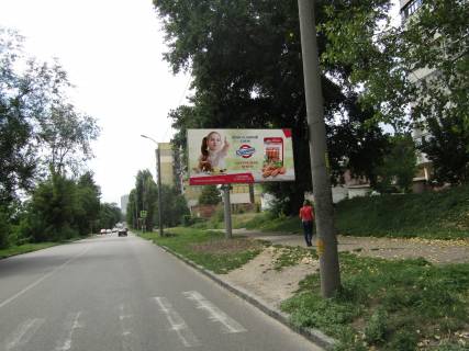 Билборд A в Днепр (Днепропетровск), 3х6  Надії Алексєєнко (Чичеріна) вул., 106 фото 1