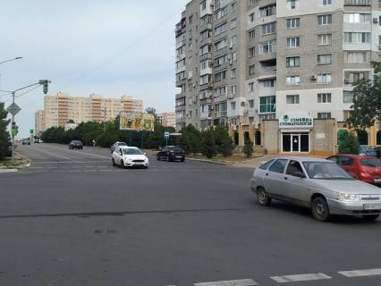 Билборд A в Черноморск (Ильичевск), 3х6  перехрестя вул.В.Шума и вул.1Травня фото 1