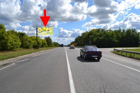 Билборд B в Люботине, 3х6  Траса Київ-Харків-461 км-біля АЗС ОВІС у р-ні Люботина -прапорець №1- у бік Харкова фото 1