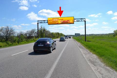Білборд, Бігборд (Борд)  A у , , 3х6  Арка-462 км траси Київ-Харків-Довжанський у районі Люботина (у бік Харкова) Фото 1