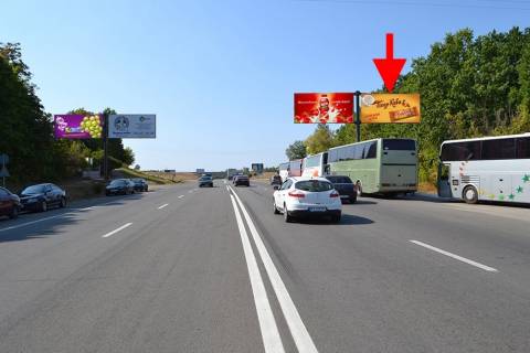 Білборд, Бігборд (Борд)  A у Харкові, 3х6  Лозовеньківський пр-т-Фельдман-екопарк-чебурашка №1-права-в в бік Олексіївки Фото 1