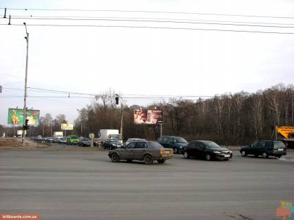 Білборд, Бігборд (Борд)  A у Києві вул. Братиславська, навпаки ГМ "Епіцентр", світлофор, перехрестя з вул. Крайня / працює на вхід-вихід Епіцентру і трансп. потоки з вул. Стальського і вул. Братиславська Фото 1