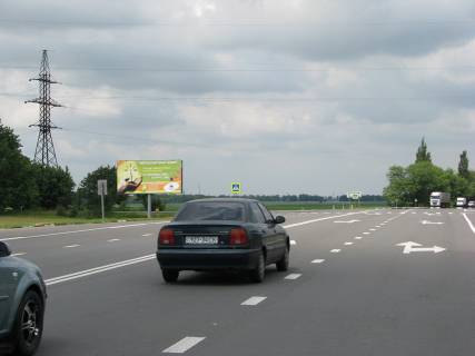 Білборд, Бігборд (Борд)  B у Київських трасах, 3х6  А/д Н-08 Бориспіль-Дніпро-Маріуполь 06, км 20+570 м, праворуч / напрямок руху на Київ; поворот на с. Старе (Цукровий завод), авт. зупинка Васильки Фото 1
