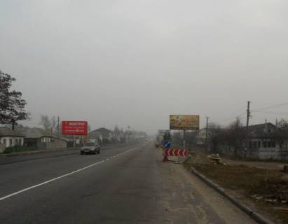 Билборд A в Бровары, 6х3  м. Бровари, вул. Київська, 108, через 200м після повороту на вул. Сєрова та магазину "Фора", через 30м після повороту на вул. Запорізька, за 180м до повороту на вул. Леонтовича, за 210м до повороту на вул. Зазимський шлях фото 1