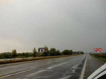 Билборд B в Бровары, 6х3   м. Бровари, траса М-01 "Київ-Чернігів-Нові Яриловичі", км 22+330 ліво, об'їзд м. Бровари, за 970м до перетину вул. Переяславський Шлях та вул. Лагунової, ресторану "Петрівський Бровар" та АЗС ОККО, через 1.5км після повороту на вул. Анатолія фото 1