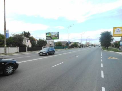 Білборд, Бігборд (Борд)  B у Бровари, 6х3  м. Бровари, вул. Київська, 7, навпроти автобусної зупинки, в'їзд в м. Бровари зі сторони м. Київ, через 110м після магазину "Фора", через 130м після перехрестя з вул. Єсеніна, через 210м після АЗС "КЛО", за 200м до поворту на вул. Євгенія Зеленського Фото 1