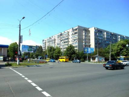 Білборд, Бігборд (Борд)  A у Бровари, 6х3  м. Бровари, перехрестя з бульваром Незалежності та вул. Чорних Запорожців, за 320м до розвилки з вул. Марії Лагунової, за 450м до ТЦ Форум, через 160м після повороту на вул. Харківська Фото 1