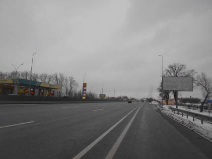 Билборд A в смт. Глеваха смт. Глеваха, траса М-05 Київ-Одеса, км 25+250 право, зупинка "Незалежності", через 190м після повороту на вул. Кооперативна, за 210м до повороту на вул. Шевченко фото 1
