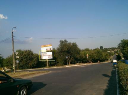 Билборд A в Умане, 6х3  м. Умань, вул. Челюскінців, перехрестя з вул. Небесної Сотні та вул. Шолом-Алейхема, біля АЗС ОККО, за 40м до автобусної зупинки, низ фото 1