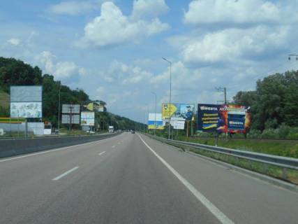 Билборд A в Лесниках (Киевской обл), 6х3  Дніпровське шосе, траса Н-01 "Київ-Знам'янка", км 20+500 ліво, через 300м після повороту на с. Лісники та магазину АТБ, ресторан "Духм'яна піч" фото 1