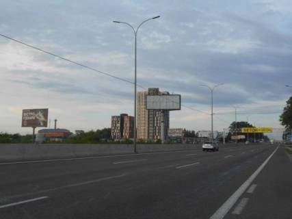 Билборд B в Гатном, 6х3  с. Чабани, траса М-05 Київ-Одеса, км 14+365 ліво, перед ЖК Атріа Сіті, перед представництвом REHAU, через 250м після АЗС SOCAR, через 300м після Нової Лінії та магазину АТБ, за 500м до вул. Машинобудівників фото 1