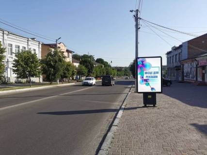 Ситилайт A в Василькове, 1,2х1,8  м. Васильків, вул. Соборна, 91, перехрестя з вул. Юних Комунарів, через 100м після перехрестя з вул. Шевченка та вул. Покровська, за 180м до повороту на вул. Володимирська та магазину "Сільпо" фото 1