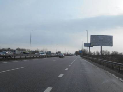 Билборд A в Глевахе, 6х3  смт. Глеваха, траса М-05 Київ-Одеса, км 27+100 ліво, через 460м після АЗС Укрнафта та через 90м після автобусної зупинки, за 610м до розв'язки на м. Васильків фото 1