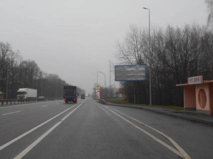 Билборд A в Калиновке смт. Калинівка, траса М-05 Київ-Одеса, км 30+420 ліво, за 20м до АЗС АМІК, автобусна зупинка "ст. Зоря", через 480м після з'їзду на вул. Залізничну фото 1