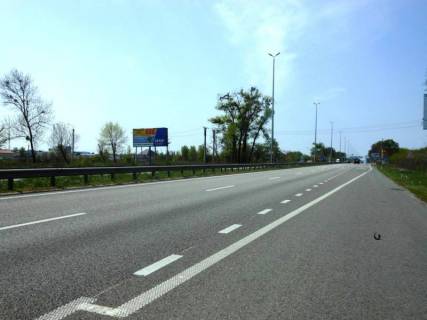 Білборд, Бігборд (Борд)  B у Копилів (Київська обл.), 6х3  с. Копилів, траса М-06 "Київ-Чоп" (Житомир), км 45+020 ліво, митні склади, завод "Ruukki", перед рестораном "Шашличний Двір", Київська Регіональна Митниця Фото 1