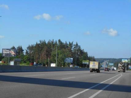 Билборд B в с. Вита-Почтовая, 6х3  с. Віта-Поштова, траса М-05 Київ-Одеса, км 17+985 ліво, через 150м після АЗС WOG, за 830м до повороту на с. Віта-Поштова (на вул. Садова) фото 1