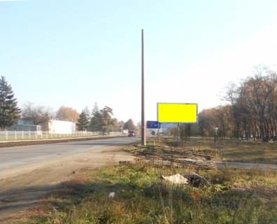 Билборд A в Умане м. Умань, вул. Дерев'янка, за 140м до автобусної зупинки та 260м до розв'язки з вул. Теплична, через 440м після повороту з траси М-12  фото 1