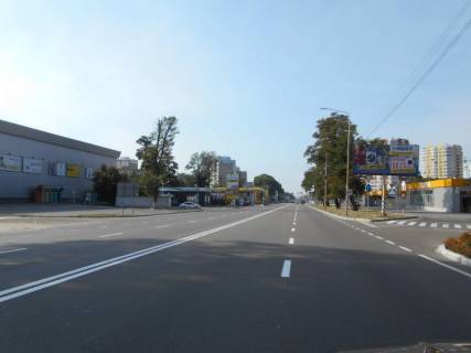 Білборд, Бігборд (Борд)  A у Бровари м. Бровари, вул. Київська, розвилка з вул. Металургів, навпроти ТРЦ Термінал, через 60м після кафе "У лісі", за 100м до АЗС КЛО Фото 1