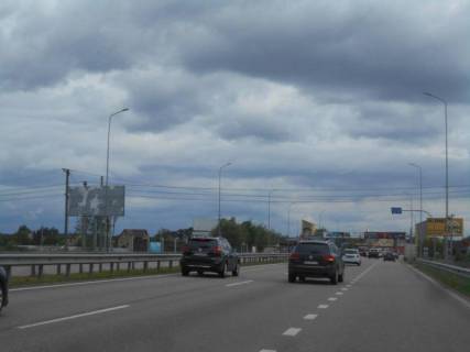 Білборд, Бігборд (Борд)  B у Підгірцях, 6х3  Дніпровське шосе, траса Н-01 "Київ-Знам'янка", км 26+050 ліво, через 600м після АЗС Shell, за 200м до повороту на с. Підгірці Фото 1