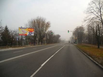 Білборд, Бігборд (Борд)  B у Бровари м. Бровари, вул. Олега Онікієнка, 43, поворот на вул. Ольги Гасин, за 40м до автобусної зупинки Фото 1