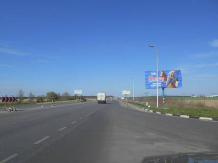 Білборд, Бігборд (Борд)  A у Скибині, 6х3  с. Скибин, чернігівська траса, траса М-01 "Київ-Чернігів-Нові Яриловичі", км 40+985 право, вул. Київська, біля АЗС "SHELL", через 800м після повороту на с. Велика Димерка, через 650м після АЗС "АМІК"  Фото 1