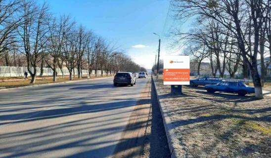 Ситилайт A в Василькове, 1,2х1,8  м. Васильків, вул. Декабристів, 43, біля автобусної зупинки "Автопарк" та Васильківського об'єднаного міського військового комісаріату, через 290м після АЗС "GLUSCO", через 160м після АЗС "БРСМ НАФТА", за 140м до Ощадбанку фото 1