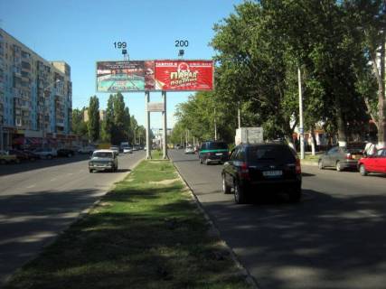 Билборд A в Одессе, 3х6  пр-т Ак.Глушка,17 - "Єльдорадо", з площи (праворуч) фото 1