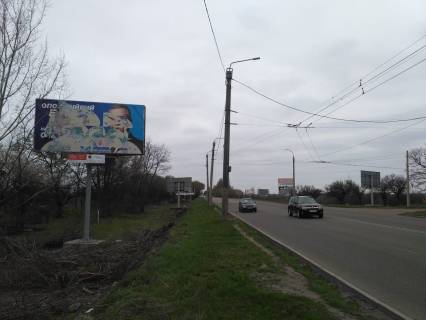 Білборд, Бігборд (Борд)  B у Черкасах, 6*3  Смілянське шосе, біля аеропорту Фото 1