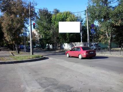 Білборд, Бігборд (Борд)  A у Черкасах, 3в*6ш  бул. Шевченка - вул. Припортова (в центр) Фото 1