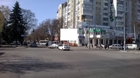 Призма A в Черкассах, 3в*6ш  бул. Шевченка - вул.Небесної Сотні  (призматрон) - 287363 фото 1