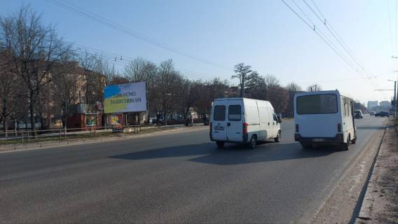 Білборд, Бігборд (Борд)  B у Кропивницький (Кіровоград), 3х6  вул. Євгенія Тельнова (пр-т.Правди) Фото 1