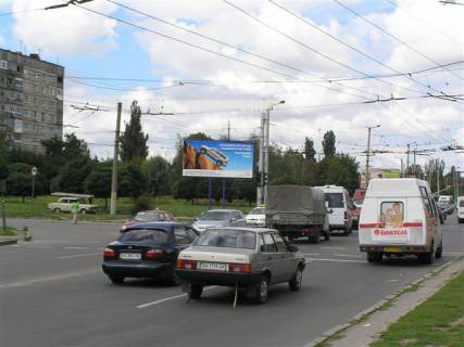 Билборд B в Кропивницкий (Кировоград), 3х6  пр-т Університетський/ вул.Героїв-рятувальників фото 1