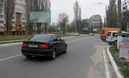 Білборд, Бігборд (Борд)  B у Вишгороді, 3х6  Вишгород вул.Шолуденко,6Д (В)/центральний ринок, стадіон (напр.на Набережну) Фото 1