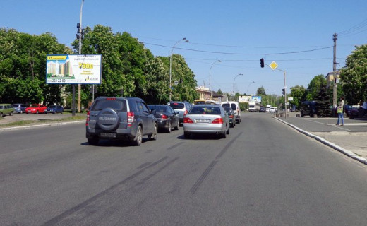 Билборд B в Бровары, 3х6  Бровари вул Київська 135 (В) з Київа/ресторан "Сан Марко" фото 1