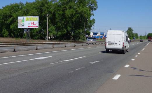 Билборд B в Бровары, 3х6  Бровари Окружна/вул.Броварської Сотні (колишня вул.Чкалова) (В)/АЗС БРСМ - на Чернігів фото 1
