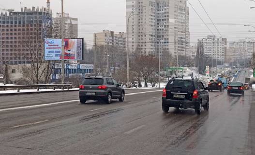 Билборд B в Киеве, 3х6  Полярна 10 (В)  на пл.Шевченка фото 1